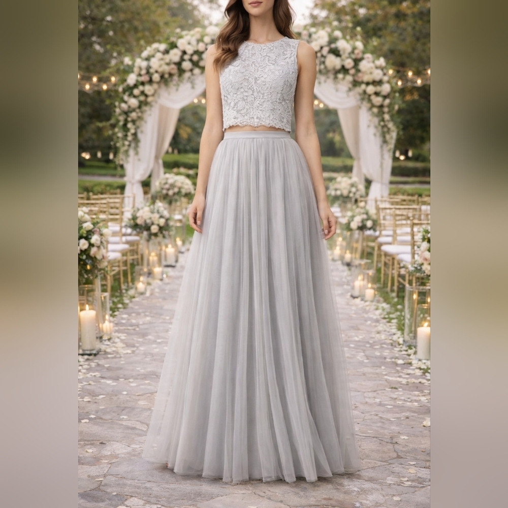 Donna Morgan Platinum Lace Crop Top & Tulle Maxi Skirt Set – NWT – Top 8 / Skirt